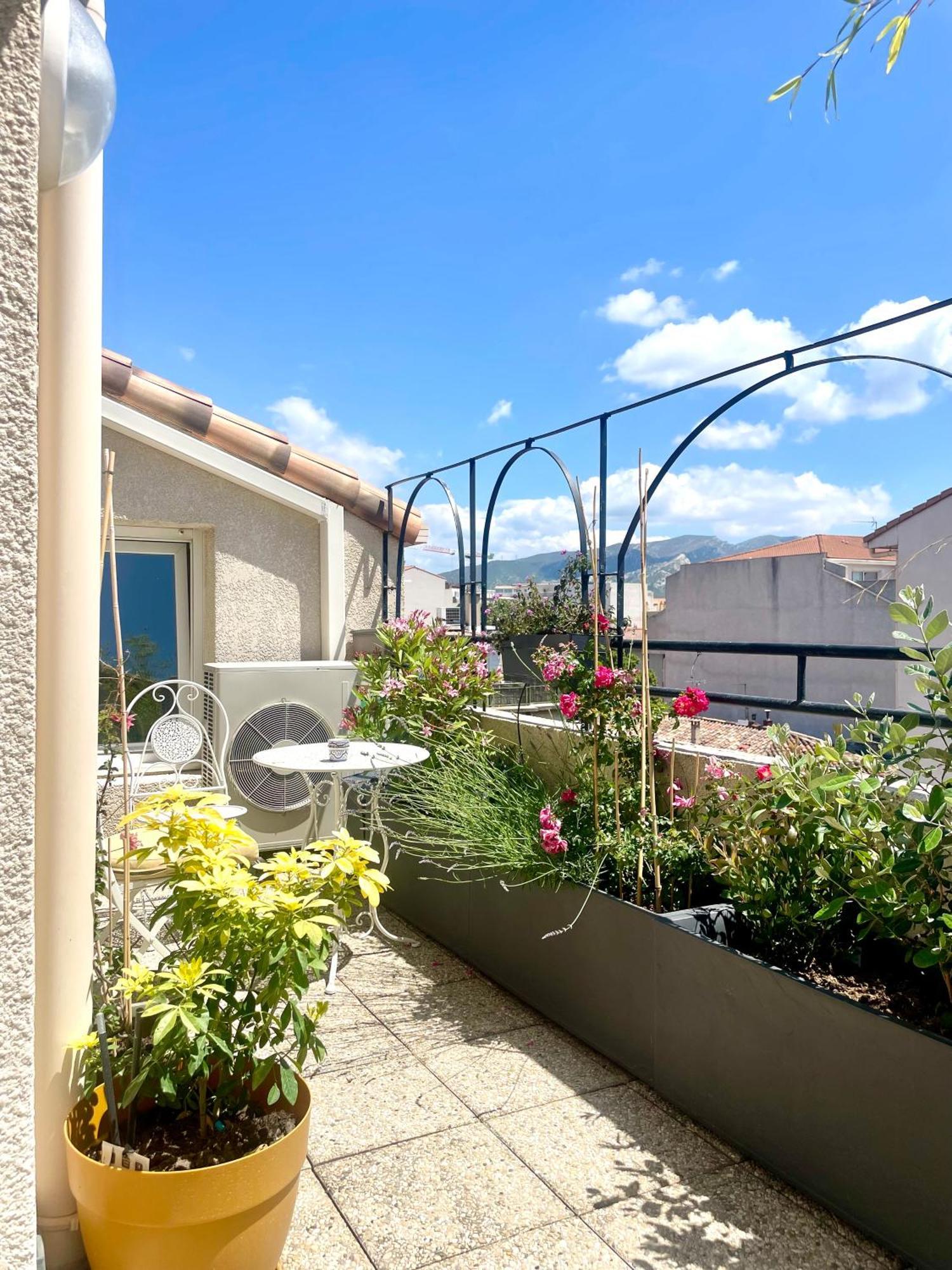 Prado Spacious And Sunny Loft In Marseille Exteriör bild